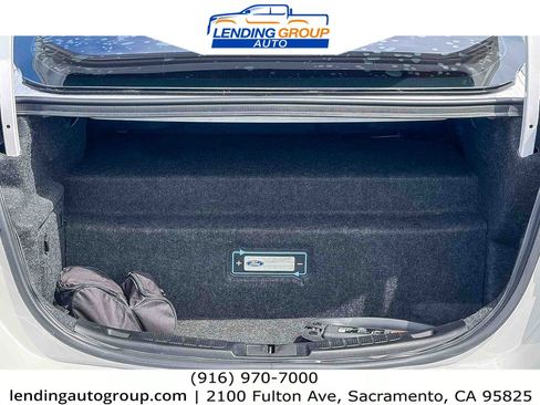 Used 2017 Ford Fusion Energi Titanium FWD image 24