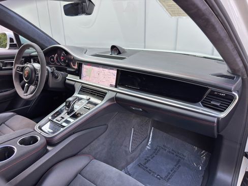 Used 2019 Porsche Panamera GTS AWD/4WD image 15