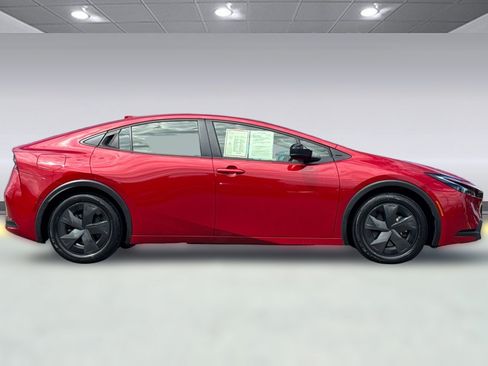 Certified 2024 Toyota Prius Prime FWD image 7