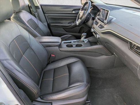 Used 2021 Nissan Altima 2.5 SR image 18