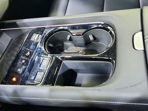 Certified 2025 Nissan Murano SL AWD/4WD image 16