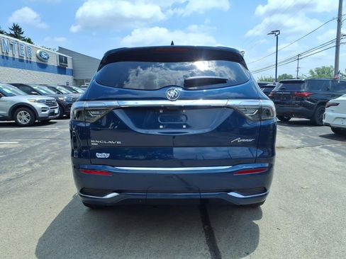 Used 2022 Buick Enclave Avenir w/ Avenir Technology Package AWD/4WD image 3