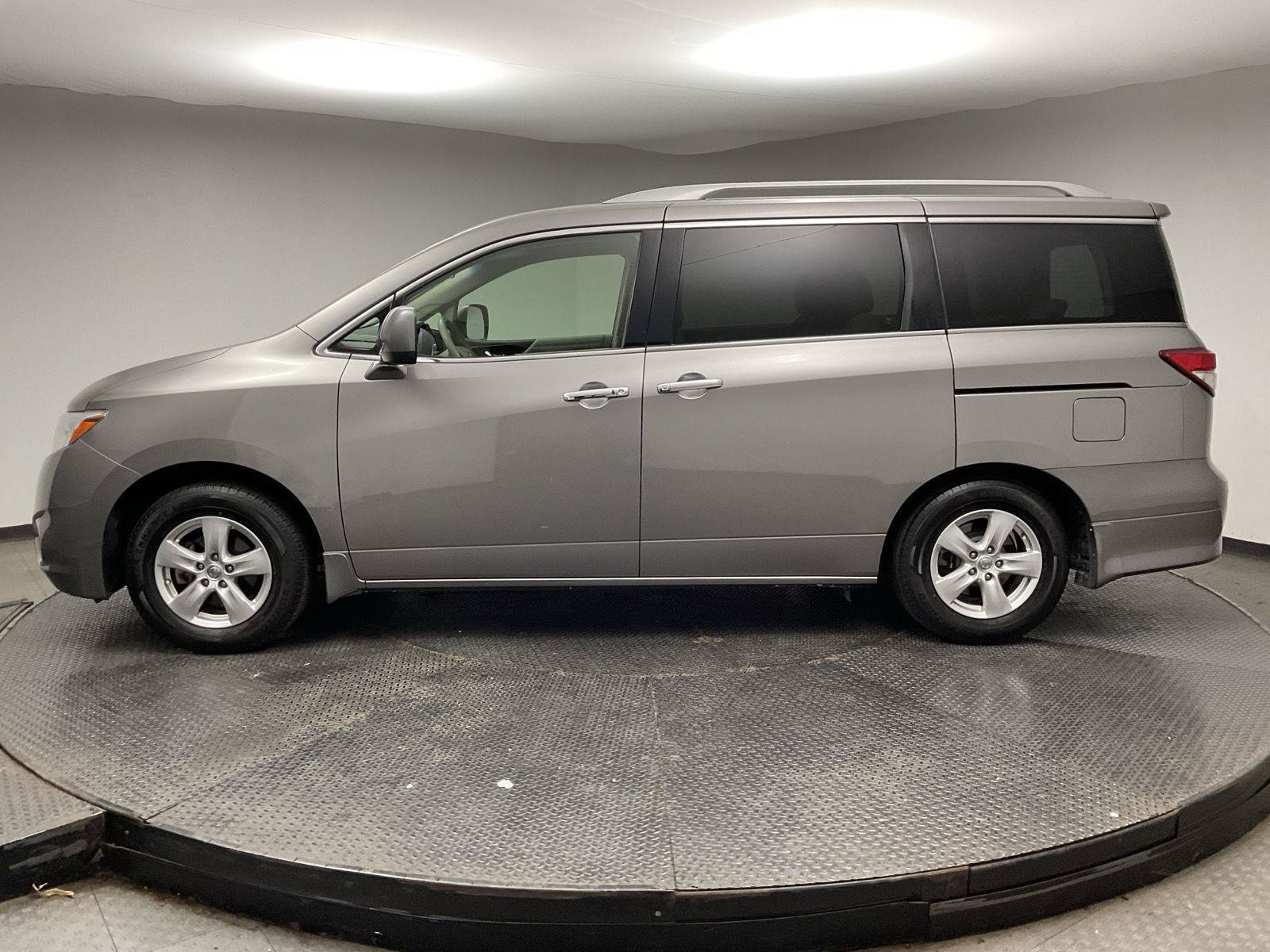 Used 2011 Nissan Quest SV w/ Value Cargo Pkg FWD image 4
