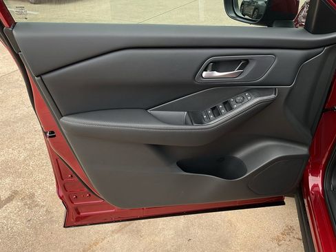 New 2026 Nissan Rogue SV FWD image 11