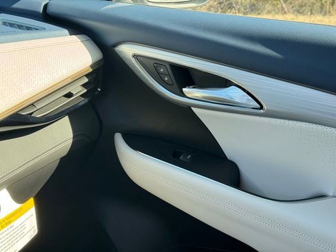 New 2026 Buick Envision Avenir image 35