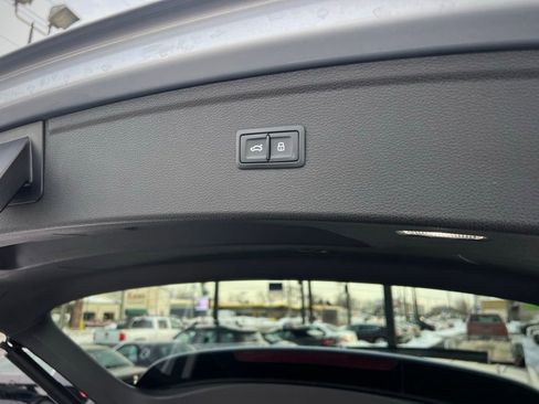 Used 2018 Audi Q5 2.0T Premium Plus w/ Premium Plus Package image 24