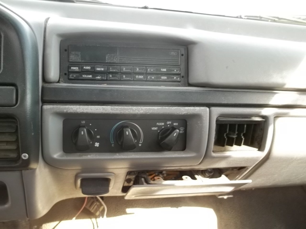 Used 1997 Ford F350 2WD Regular Cab image 16