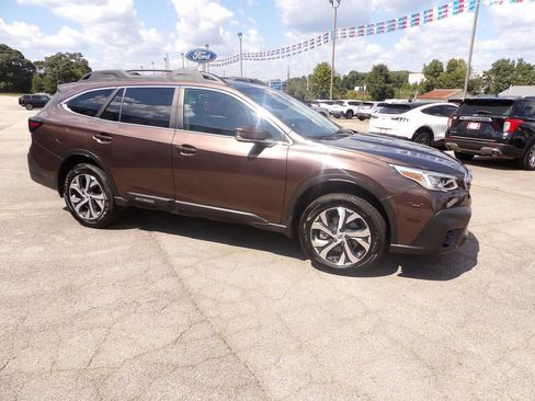 Used 2021 Subaru Outback Limited w/ Popular Package #2 image 9