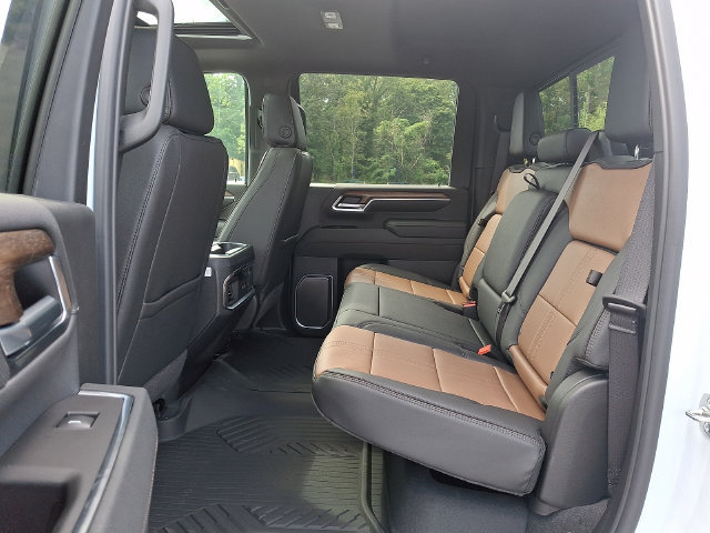 New 2026 Chevrolet Silverado 2500 High Country w/ Technology Package AWD/4WD image 6