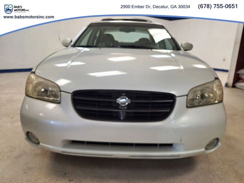 Used 2001 Nissan Maxima SE image 2