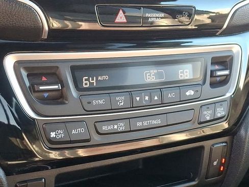 Used 2023 Honda Ridgeline Black Edition image 17