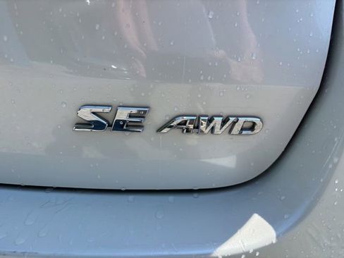 Used 2017 Toyota Highlander SE AWD/4WD image 3