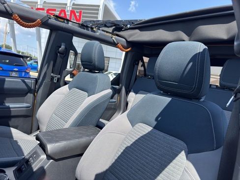 Used 2022 Ford Bronco Outer Banks image 11