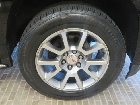 Used 2019 GMC Yukon XL Denali AWD/4WD image 10