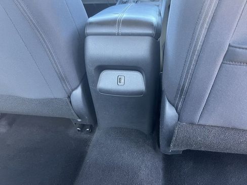 Used 2021 Nissan Sentra SV image 25