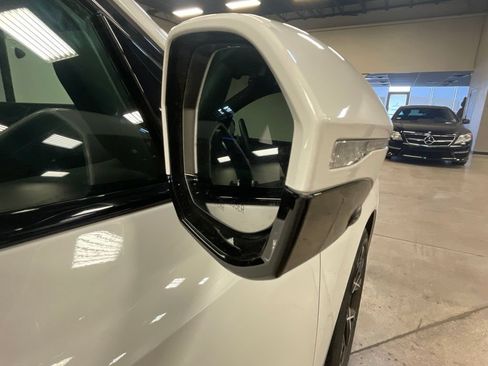 Used 2025 BMW X3 xDrive30i AWD/4WD image 8