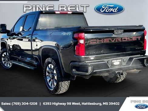 Used 2024 Chevrolet Silverado 2500 Custom w/ Custom Convenience Package image 2