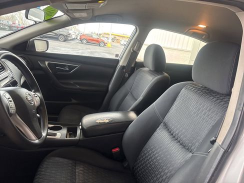 Used 2017 Nissan Altima 2.5 S w/ Power Driver Seat Package image 8