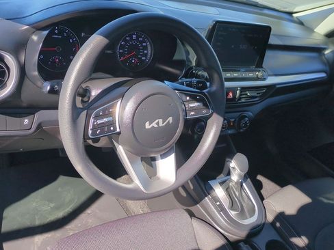 Certified 2023 Kia Forte LXS image 10