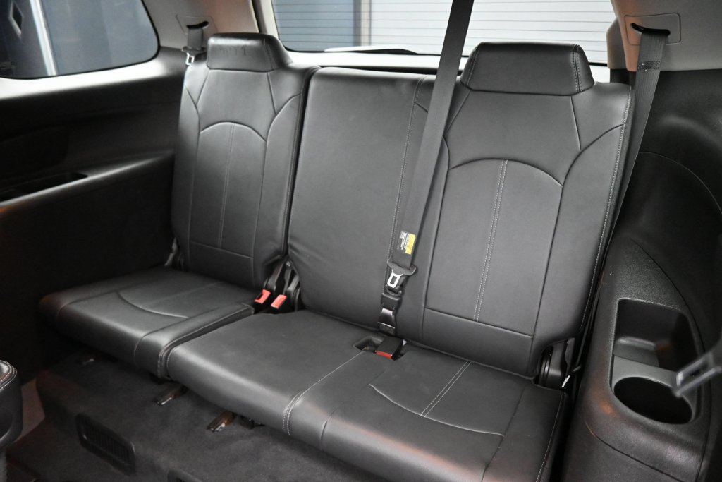 Used 2016 GMC Acadia SLT w/ Sun And Destination Package AWD/4WD image 26