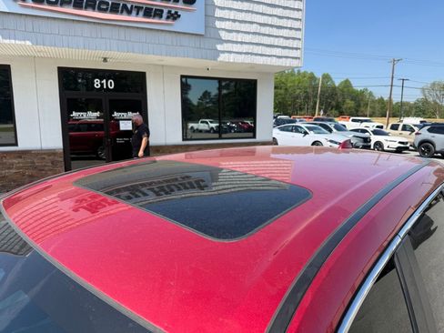 Used 2024 Honda CR-V EX image 12