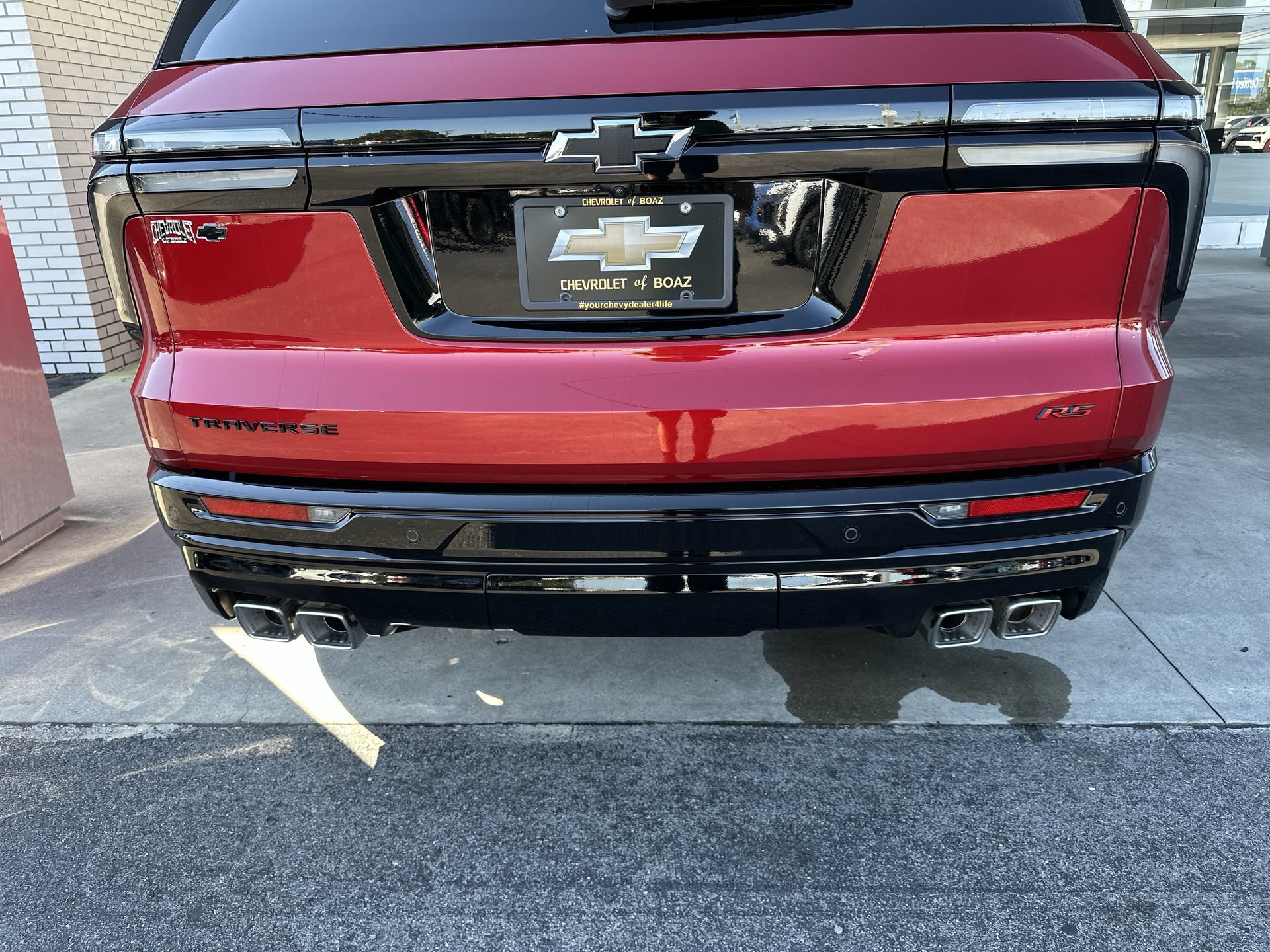 New 2027 Chevrolet Traverse RS w/ LPO, Floor Liner Package FWD image 38