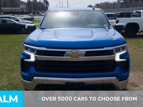Used 2025 Chevrolet Silverado 1500 LT image 2