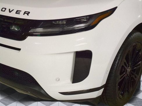 New 2026 Land Rover Range Rover Evoque S AWD/4WD image 10