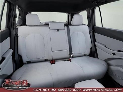 New 2026 Jeep Cherokee Laredo AWD/4WD image 16