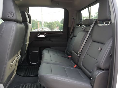 New 2026 Chevrolet Silverado 2500 LTZ w/ LTZ Plus Package AWD/4WD image 32