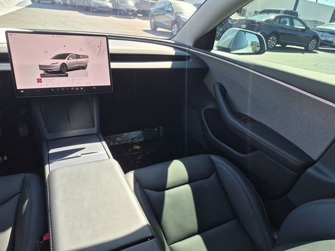 Used 2025 Tesla Model 3 Long Range image 27