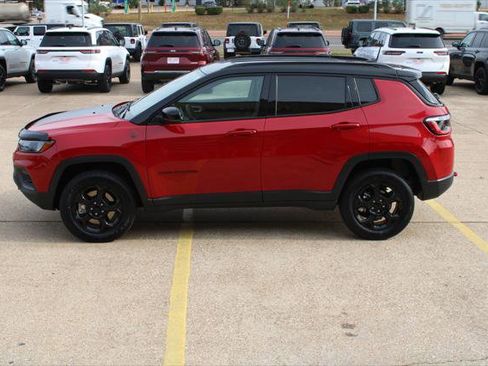 Certified 2023 Jeep Compass Trailhawk image 9