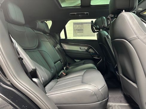 New 2025 Land Rover Range Rover Sport Dynamic SE image 39