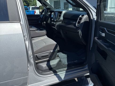 Used 2024 RAM 2500 Big Horn image 32