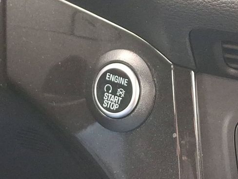 Certified 2019 Ford Escape SE image 24