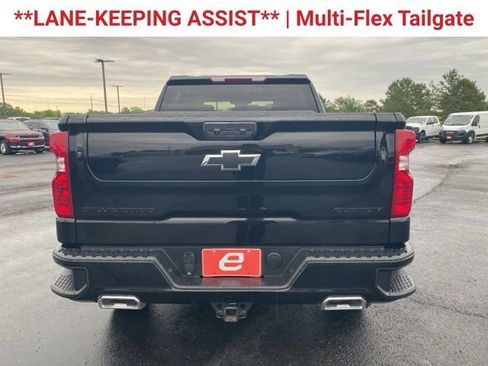 Used 2024 Chevrolet Silverado 1500 Custom Trail Boss w/ LPO, Dark Essentials Package AWD/4WD image 7