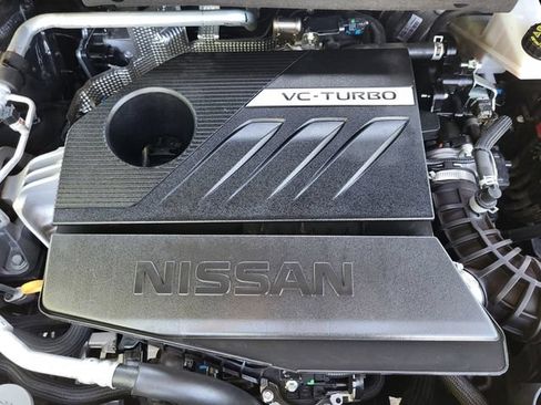 Certified 2025 Nissan Rogue SV FWD image 24