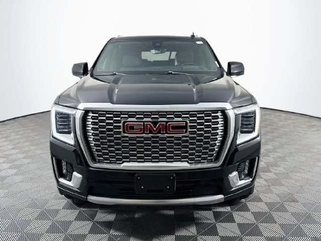 Used 2021 GMC Yukon XL Denali w/ Denali Ultimate Package AWD/4WD image 2