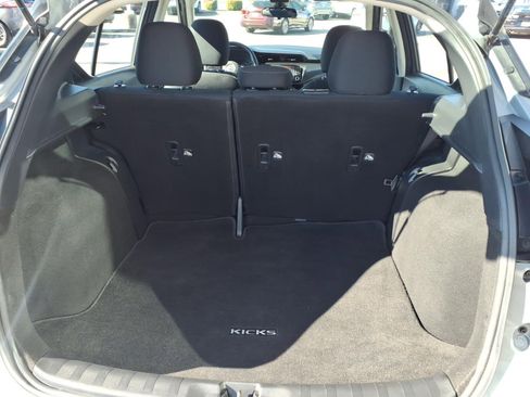 Used 2023 Nissan Kicks SV image 17