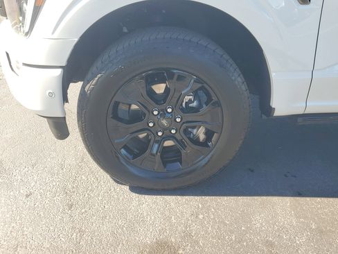 Used 2023 Ford F150 Platinum w/ Equipment Group 701A High image 5