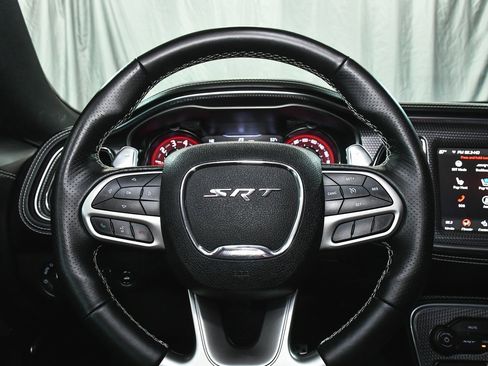 Used 2022 Dodge Challenger SRT Hellcat w/ Plus Package image 30