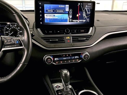 Used 2023 Nissan Altima 2.5 SL image 6