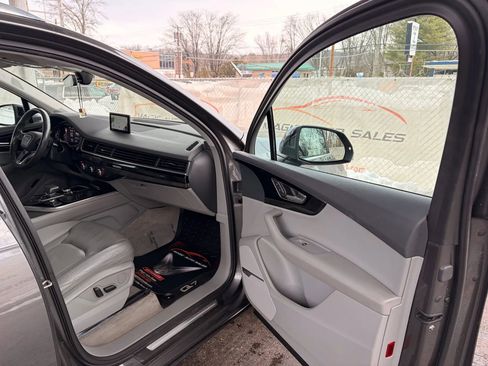 Used 2019 Audi Q7 3.0T Premium Plus w/ Premium Plus Package image 21