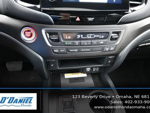 Used 2023 Honda Passport TrailSport image 32