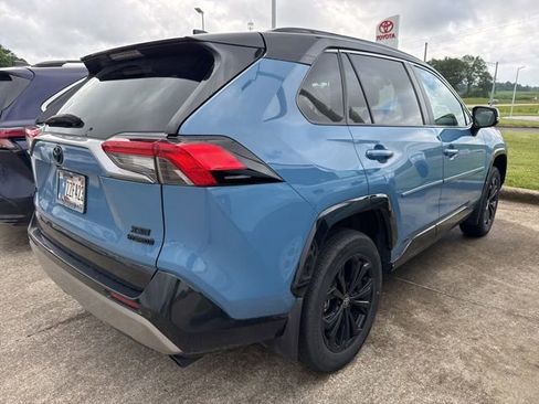 Used 2023 Toyota RAV4 XSE AWD/4WD image 9