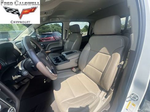 Used 2017 Chevrolet Silverado 1500 LTZ AWD/4WD image 23