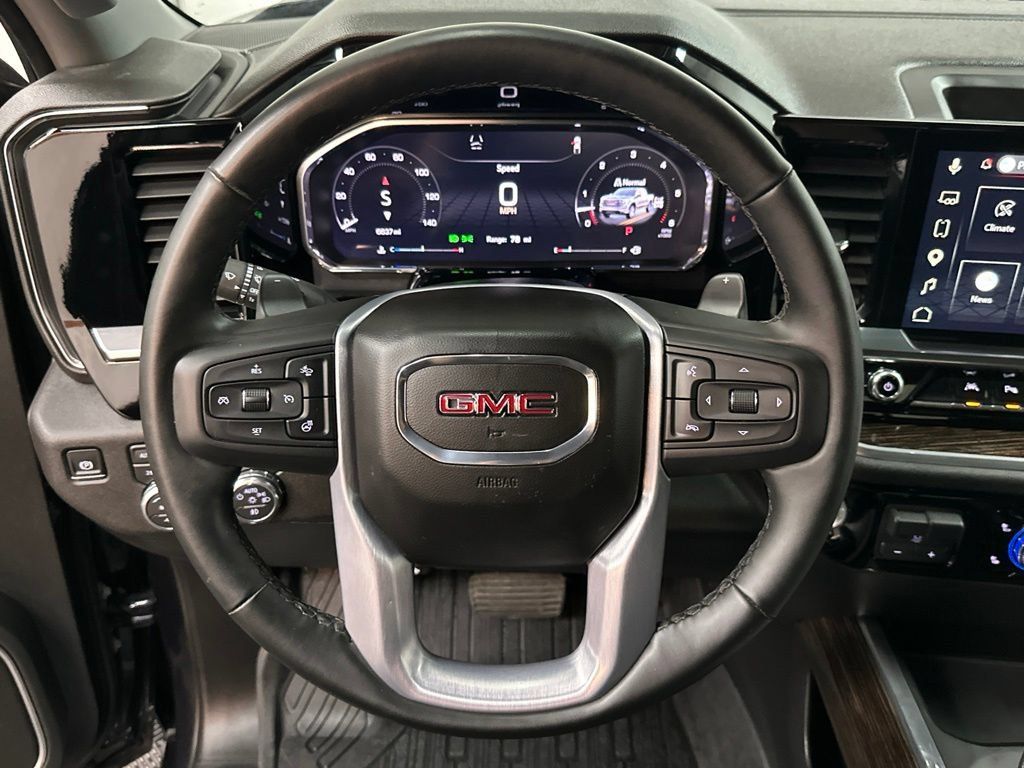 Used 2026 GMC Sierra 1500 Elevation w/ Elevation Premium Package AWD/4WD image 14