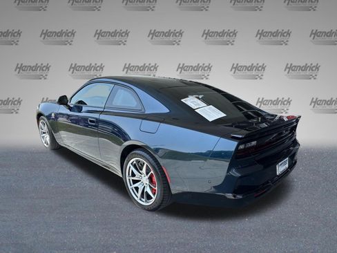 Used 2024 Dodge Charger Daytona Scat Pack w/ Plus Group AWD/4WD image 7