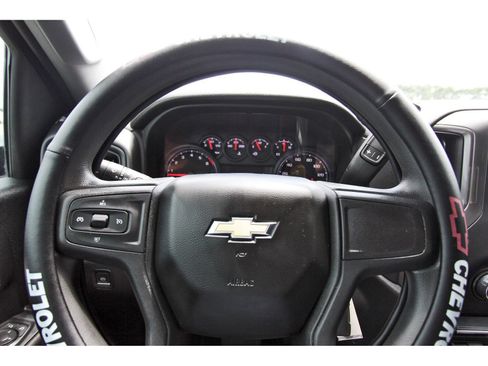Used 2023 Chevrolet Silverado 2500 Custom w/ Custom Convenience Package AWD/4WD image 15
