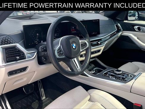 Used 2025 BMW X7 M60i AWD/4WD image 12